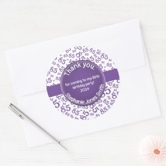 Dank u: 85 Verjaardag Paarse/witte getallenpatroon Ronde Sticker (Envelop)