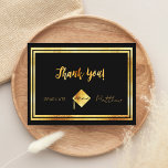 Dank u afstuderen 2022 zwart goud briefkaart<br><div class="desc">Hartelijk dank voor de afstuderen kaart. Een zwarte achtergrondkleur en een faux gouden lijst. Voor een hand lettered stijlmanuscript en de tekst: Dank u! Afstuderen 2021 en een dop met schaalverdeling,  pet. Terug: Personaliseer en voeg Uw dank toe u nota en naam. Geen achtergrondkleur.</div>