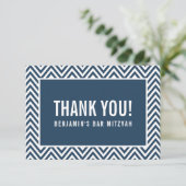 DANK U BAR MITZVAH moderne chevron marine blauw Bedankkaart (Staand voorkant)