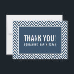 DANK U BAR MITZVAH moderne chevron marine blauw Bedankkaart<br><div class="desc">door kat massard >> https://linktr.ee/simplysweetpaperie <<<<< Een eenvoudige, stijlvolle manier om u te bedanken voor uw bezoek aan uw gast. Opstelling als sjabloon is het eenvoudig voor u om uw eigen details toe te voegen, of de aanpassingsknoop te raken en u kunt tekst, doopvonten, grootte enz. TIP toevoegen of veranderen:...</div>