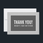 DANK U BAR MITZVAH moderne geometrische mono grijs Bedankkaart<br><div class="desc">door kat massard >> https://linktr.ee/simplysweetpaperie <<<<< Een eenvoudige, stijlvolle manier om u te bedanken voor uw bezoek aan uw gast. Opstelling als sjabloon is het eenvoudig voor u om uw eigen details toe te voegen, of de aanpassingsknoop te raken en u kunt tekst, doopvonten, grootte enz. TIP toevoegen of veranderen:...</div>