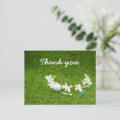 Dank u kaart golfer met golfbal en bloemen (Staand voorkant)