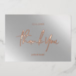 Dank u kaarten echte Folie zilvergrijs<br><div class="desc">Bruiloft Dank u Kaarten, Elegante Modern Calligrafie Script tekstkaarten in echte zilveren metallic folie op zilvergrijze metallic faux folie. Eenvoudig en geavanceerd sjabloon ontwerp zonder foto. De luxe echte folie is gemaakt in Italië en gedrukt in de VS, en is verkrijgbaar in een stijlvolle rozen gouden, gouden en zilvergrijze kleurvariant....</div>