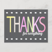 Dank u pastel kleurrijke tekst op grijs minimalist briefkaart (Voorkant)