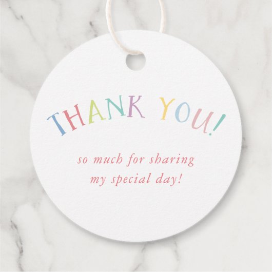 DANK U regenboog letters  pastel kleuren Bedankjes Labels (Achterkant)