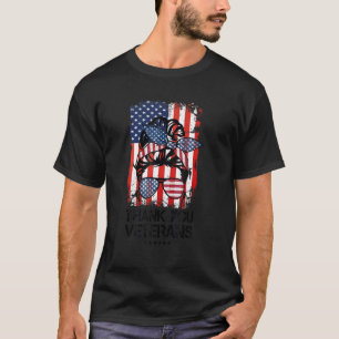 Dank u Veteranen Combat Messy Bun Amerikaanse vlag T-shirt