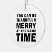 Dankbaar en vrolijk modern kerst rond keramisch ornament (Links)