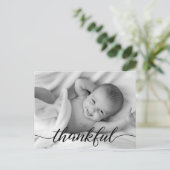"Dankbaar" gepersonaliseerde Baby foto dank u beri Aankondigingskaart (Staand voorkant)
