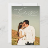 Dankbaar Witte Script Calligrafie Volledige Foto Feestdagenkaart (Voorkant)