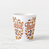 Dankbare 2025 Herfst Pompoen Thanksgiving Mok (Voorkant)