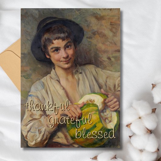 Dankbare gezegende Italiaanse jongen met pompoen Feestdagenkaart