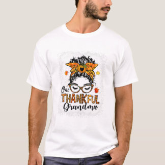 Dankbare oma rommelige knot t-shirt