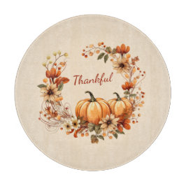 Dankbare pompoen en herfstbloemen krans snijplank