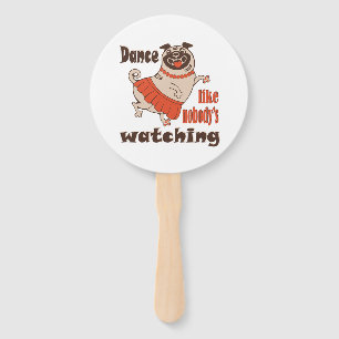 Dans alsof niemand naar meiden kijkt Pug Dog Handwaaier