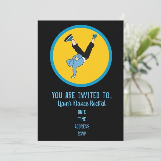 Dans hiphop moderne jongens dans recital kaart (Staand voorkant)
