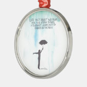 Dans in de regen metalen ornament (Links)