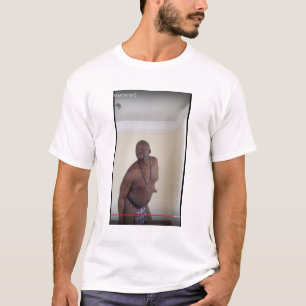 Dans met Manbungo T-shirt
