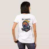 Dans op het ritme van het verleden:  Vibes DJ T-shirt (Achterkant volledig)