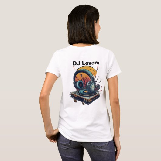 Dans op het ritme van het verleden:  Vibes DJ T-shirt (Achterkant volledig)