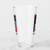 Dans voor het oudjaarsfeest glas (Links)