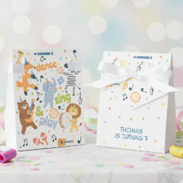 Dans, zing en speel verjaardagsfeestje voor kinder bedankdoosjes