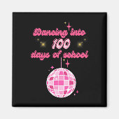 Dansen in 100 dagen van de school met roze disco b magneet (Voorkant)