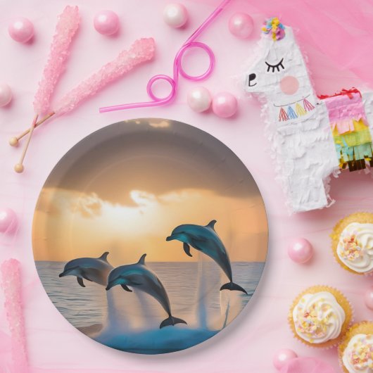 Dansen in de schemering: drie dolfijnen springen papieren bordje (Feest)