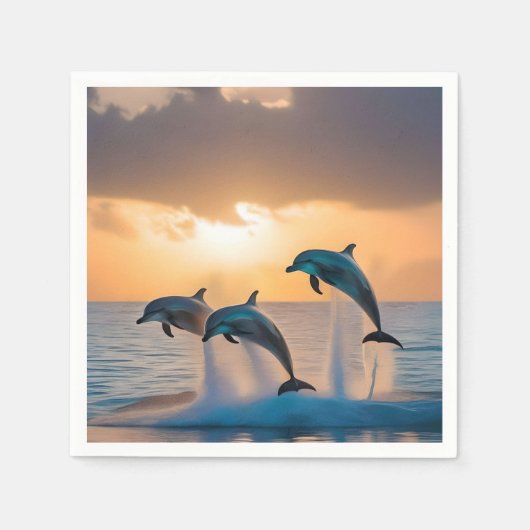 Dansen in de schemering: drie dolfijnen springen servet (Voorkant)