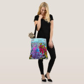 Dansen met bloemen & buistraten PV01 Tote Bag (Op model)