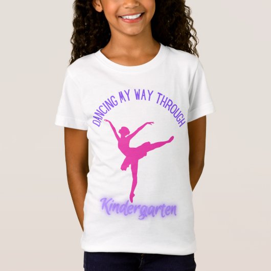 Dansen Mijn Weg Door Kleuterschool Roze Paarse T-shirt (Voorkant)