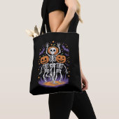 Dansend geraamte Halloween pompoen Tote Bag (Dichtbij)