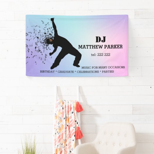 Dansend Man Spandoek (Insitu)