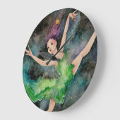 Dansende klok met het universum aan de muur (Hoek)