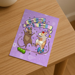 Dansende muizen voegen de naam Happy Birthday Part Briefkaart