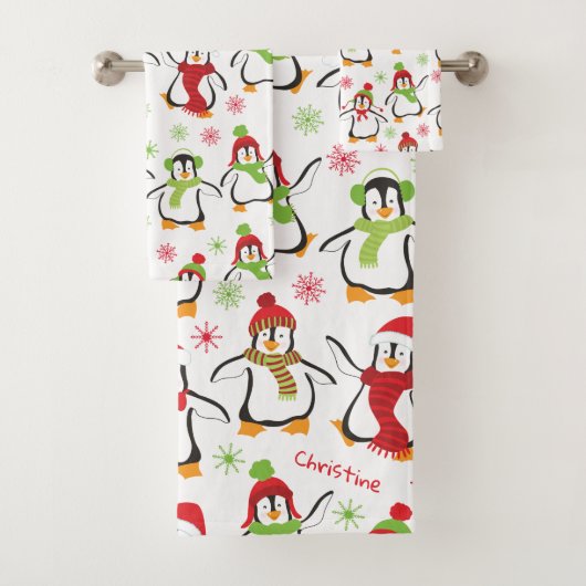 Dansende Penguins Red en Green Pattern Kerstmis Bad Handdoek (Insitu)