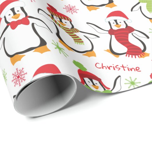 Dansende Penguins Red en Green Pattern Kerstmis Cadeaupapier (Rol Hoek)