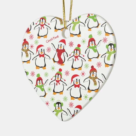 Dansende Penguins Red en Green Pattern Kerstmis Keramisch Ornament (Links)