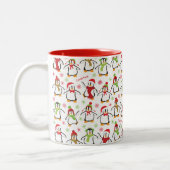 Dansende Penguins Red en Green Pattern Kerstmis Tweekleurige Koffiemok (Links)