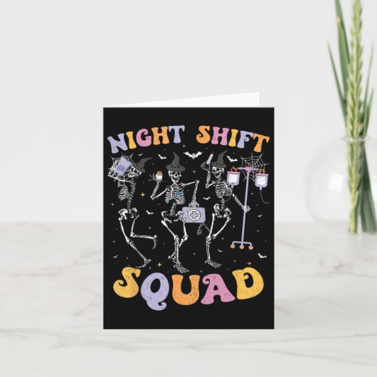 Dansende Skeleton Nurse Night Squad Shift Hallowee Kaart (Voorkant)