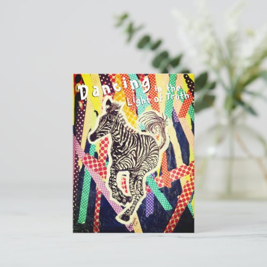 Dansende zebra funky mixed media briefkaart (Staand voorkant)