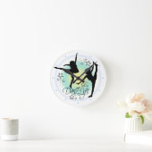 Danser, het Leven van de Dans Ronde Klok (Huis)