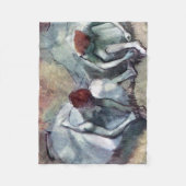 dansers die hun schoenen binden, Edgar Degas Fleece Deken (Voorkant)