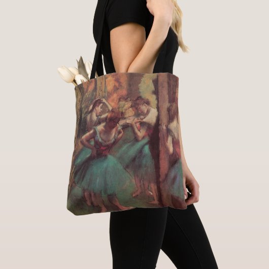 dansers, roze en groen van Edgar Degas Tote Bag (Dichtbij)