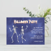 Danskeletten in Paarse Haze Halloween Invite Kaart (Staand voorkant)