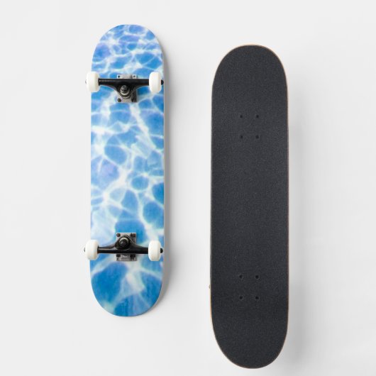 Dapped Water Persoonlijk Skateboard (Voorkant)