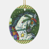 DAPPELGRIJS IN EEN ÉÉN PAARD OPEN SLEE, KLEURRIJK KERAMISCH ORNAMENT (Rechts)