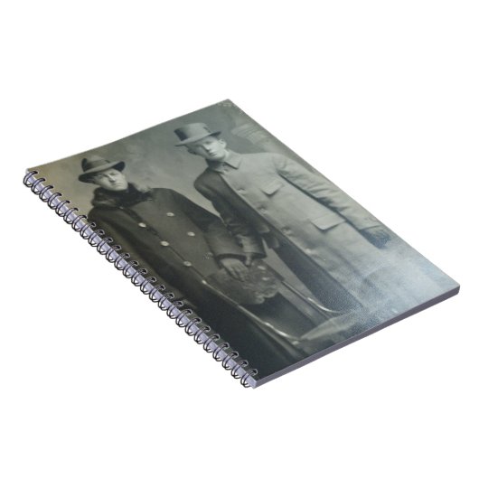 Dapper Brothers in Overjassen RPPC B & W Foto Afbe Notitieboek (Rechterzijde)