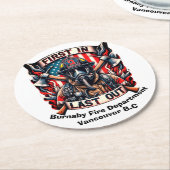 Dappere brandweerman is trots ronde kartonnen onderzetter (Gebogen)