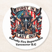 Dappere brandweerman is trots ronde kartonnen onderzetter (Voorkant)