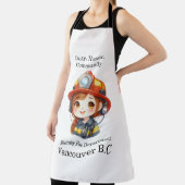 Dappere brandweerman meisje in heldere versnelling schort (Insitu)